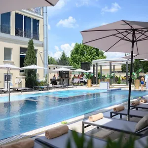 4* Hotel Aurum