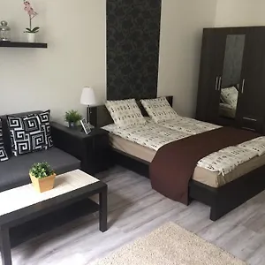 Luxury , Budapest Magyarország